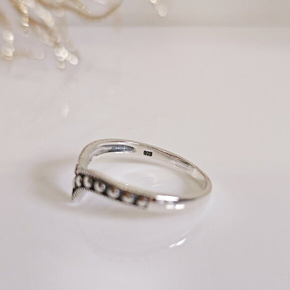 Beaded Chevron Sterling Silver Women Ring, Bali V Shape Ring, Minimalist Bohemia - Picture 7 of 10